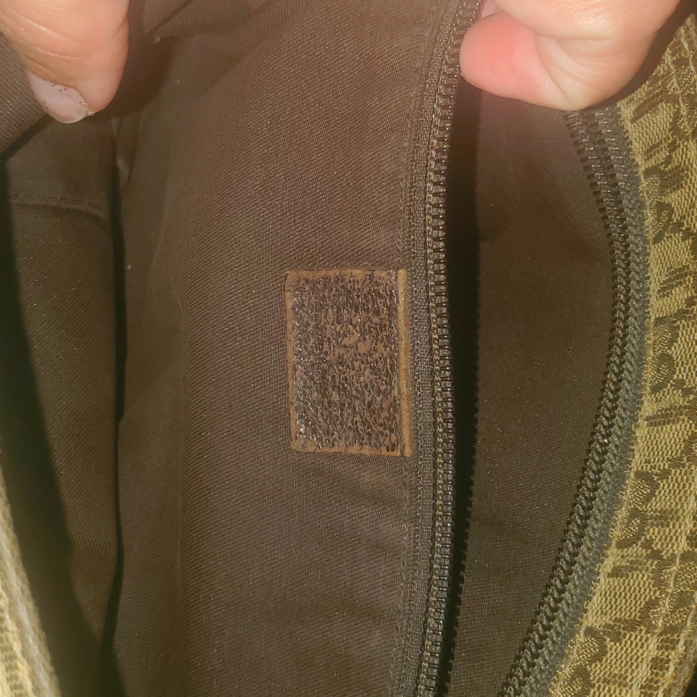 Vintage Gucci Small Mono GG Bag W/Adjustable Straps - Picture 6 of 17